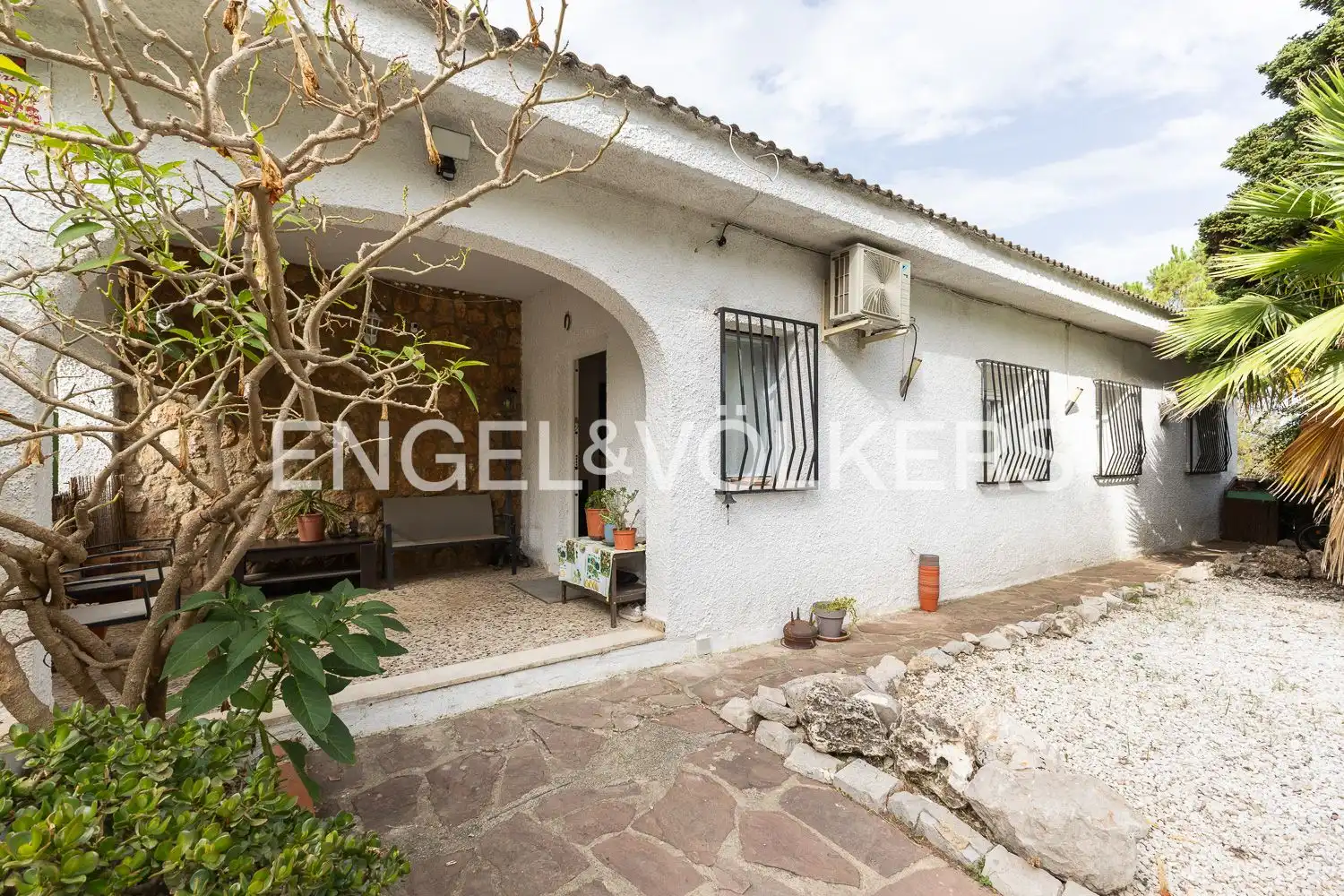 Casa con piscina en venta en Godelleta