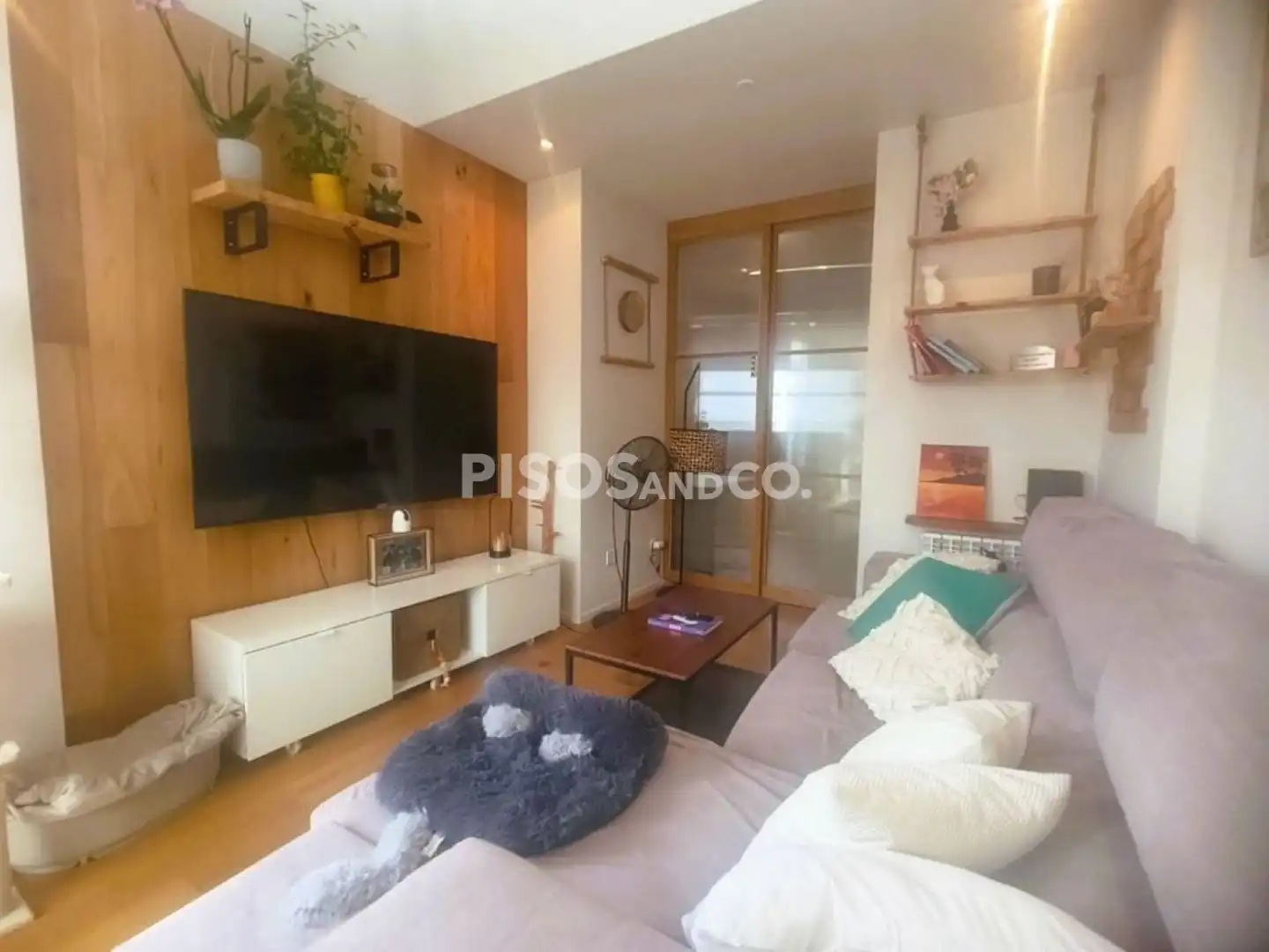 Sala d'estar de Pis en venda en Cambre  amb Calefacció, Terrassa i Traster