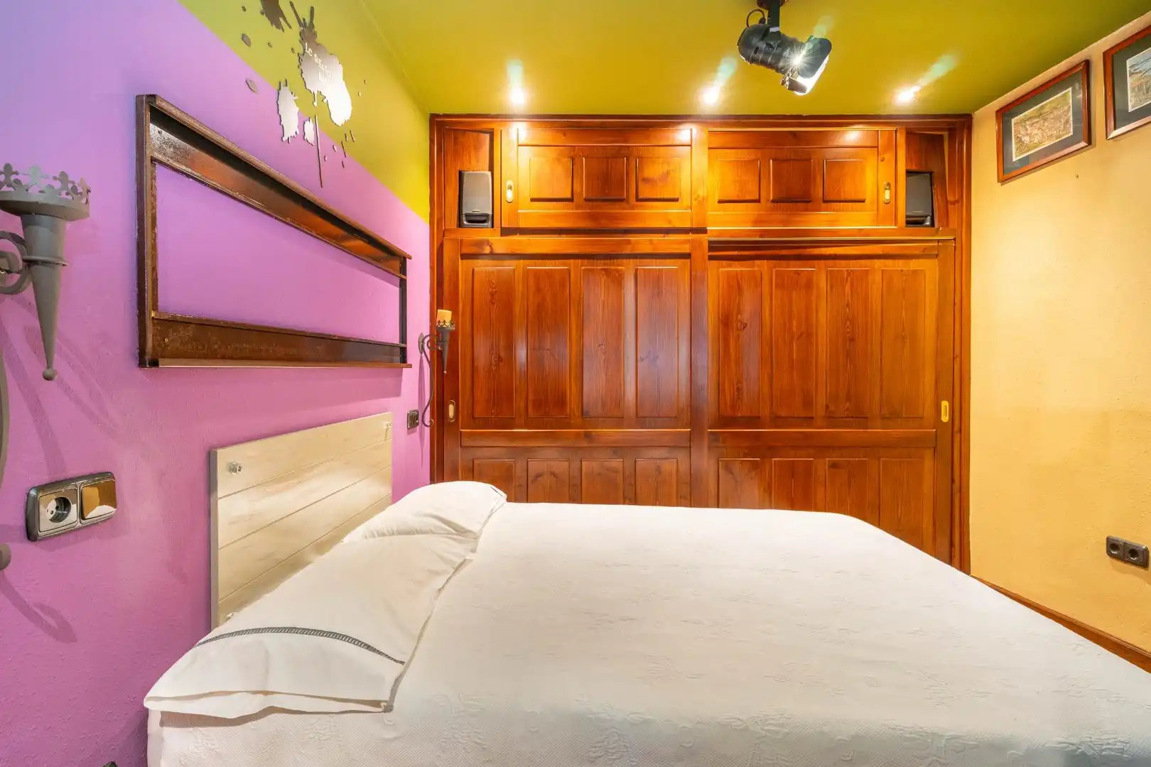 Schlafzimmer von Wohnung zum Verkauf in Oviedo  mit Heizung, Möbliert und Balkon