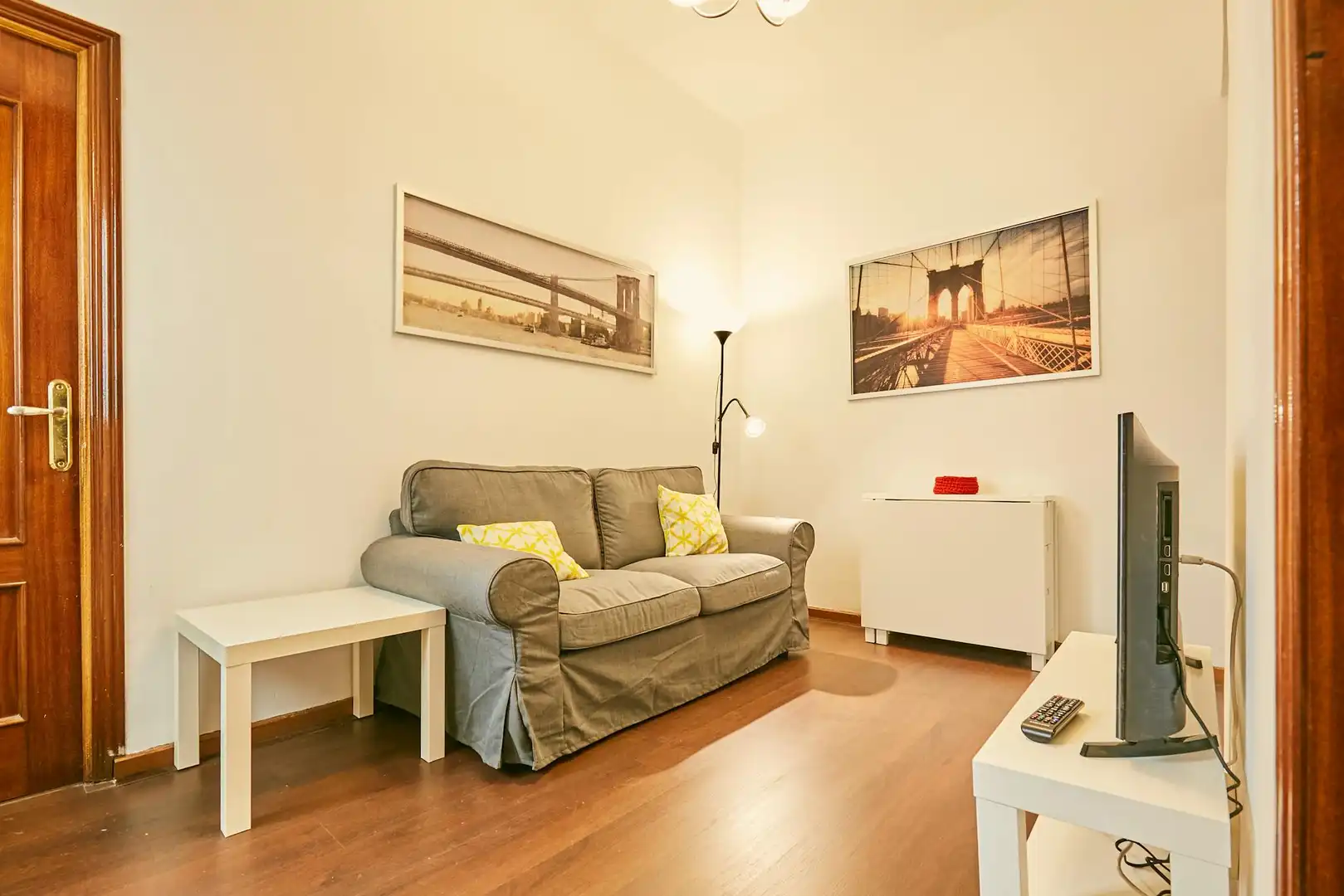 Living room of Flat for rent in Madrid  with Heating, Furnished and Washing machine
