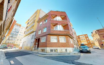 Exterior view of House or chalet for sale in  Zaragoza Capital  with Air Conditioner and Terrace