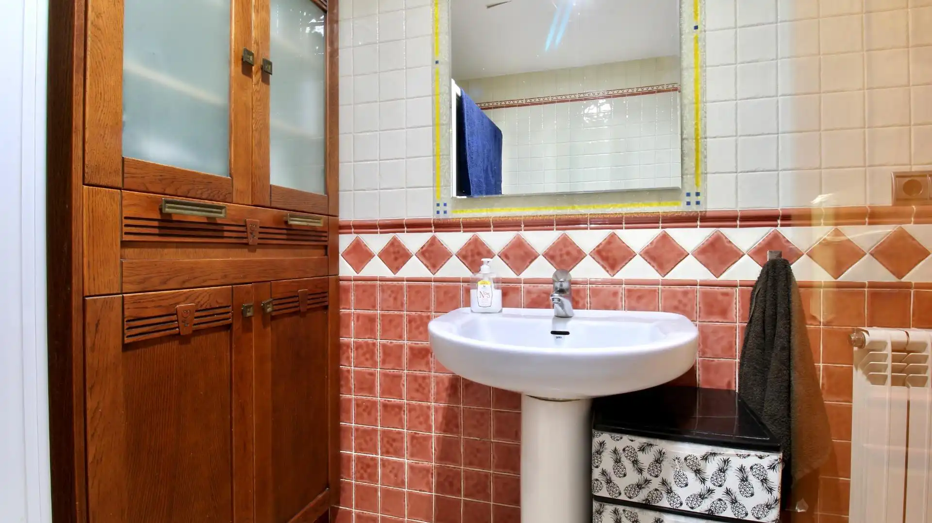 Bathroom of Houses for sale in Alfacar