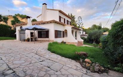 Außenansicht von Haus oder Chalet zum verkauf in El Vendrell mit Klimaanlage, Terrasse und Schwimmbad