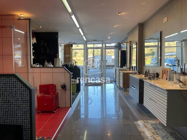 Local comercial en Venta en Avenida Lleida en Alfarràs