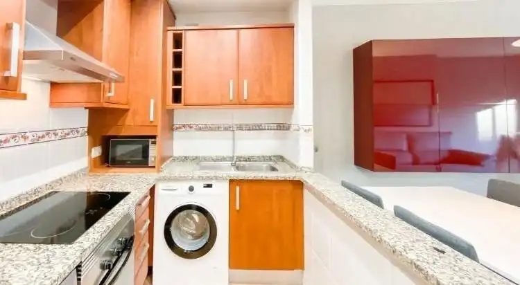 Cocina de Piso en venta en Málaga con Aire acondicionado, Parquet y Piscina comunitaria