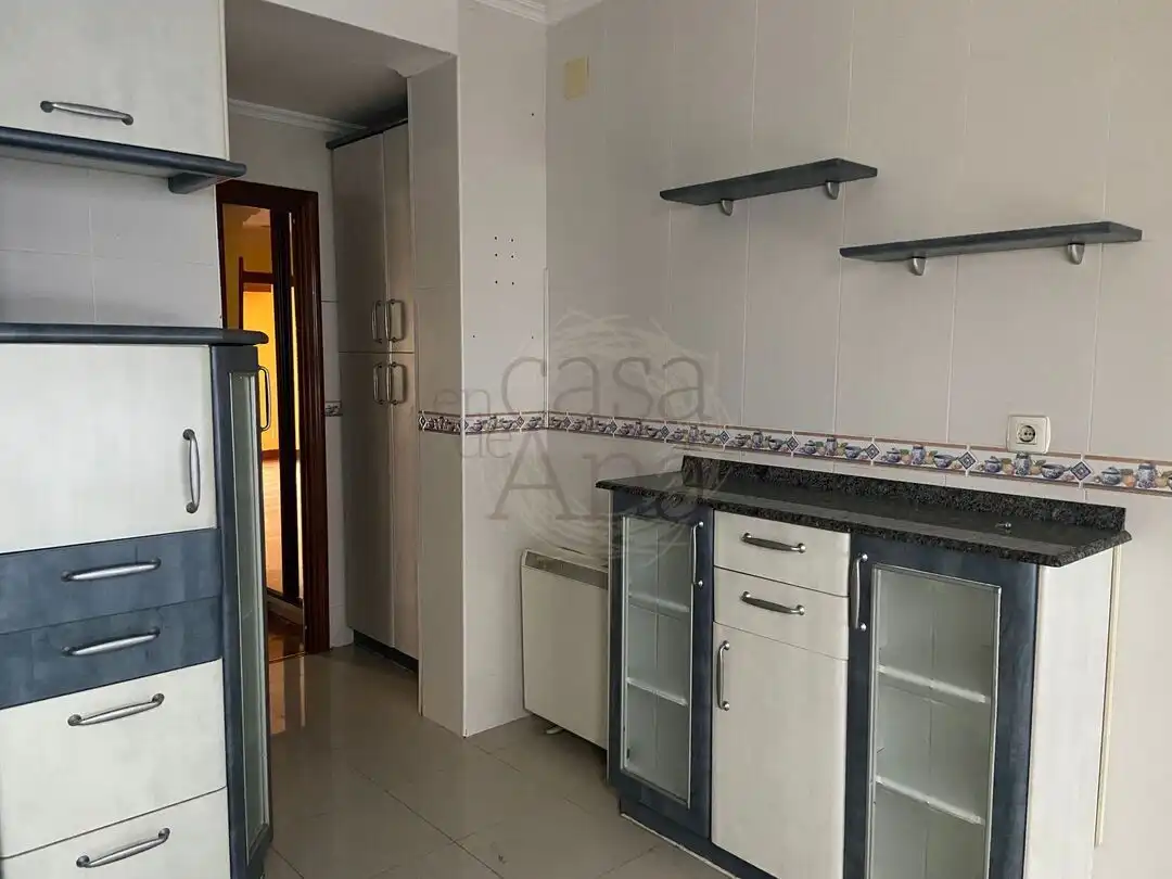 Cocina de Piso en venta en Barakaldo  con Balcón