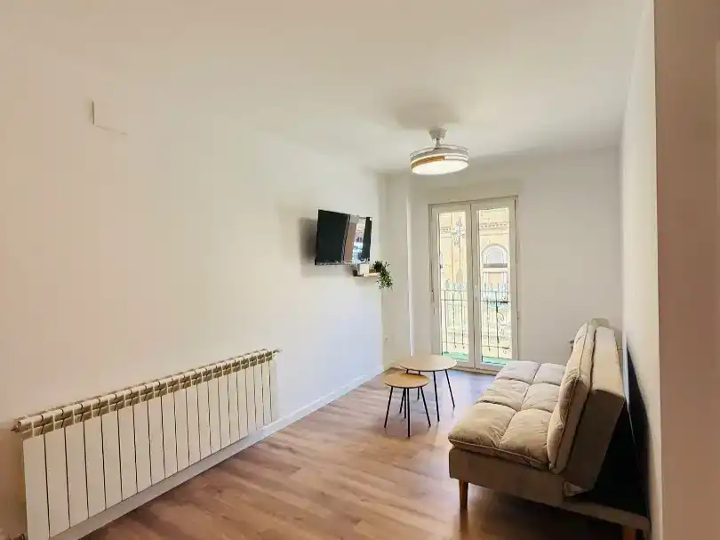 Wohnzimmer von Wohnung zur Miete in Zaragoza mit Parkett, Möbliert und Balkon