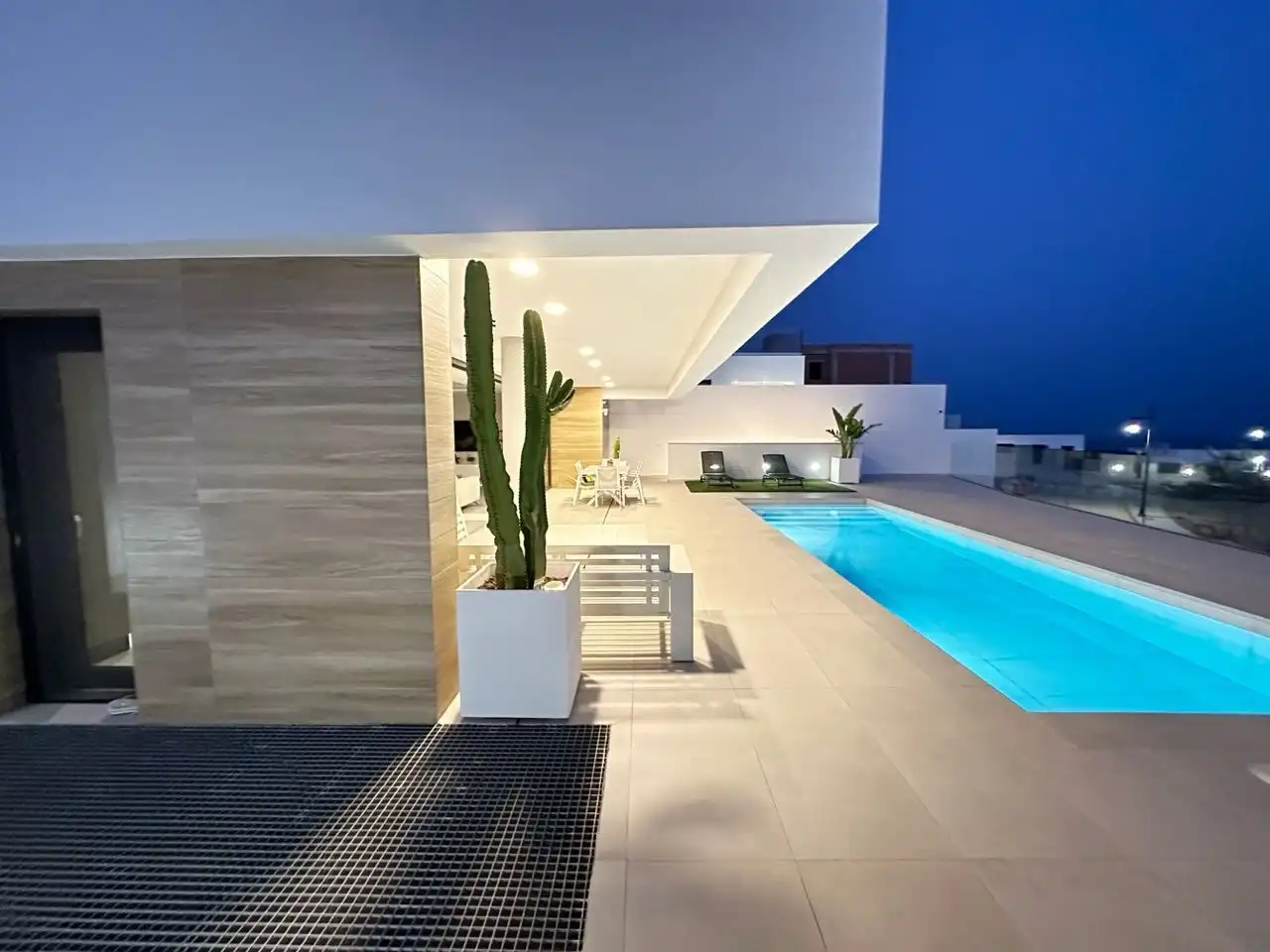 Terrassa de Casa o xalet en venda en Torrox amb Aire condicionat, Calefacció i Jardí privat