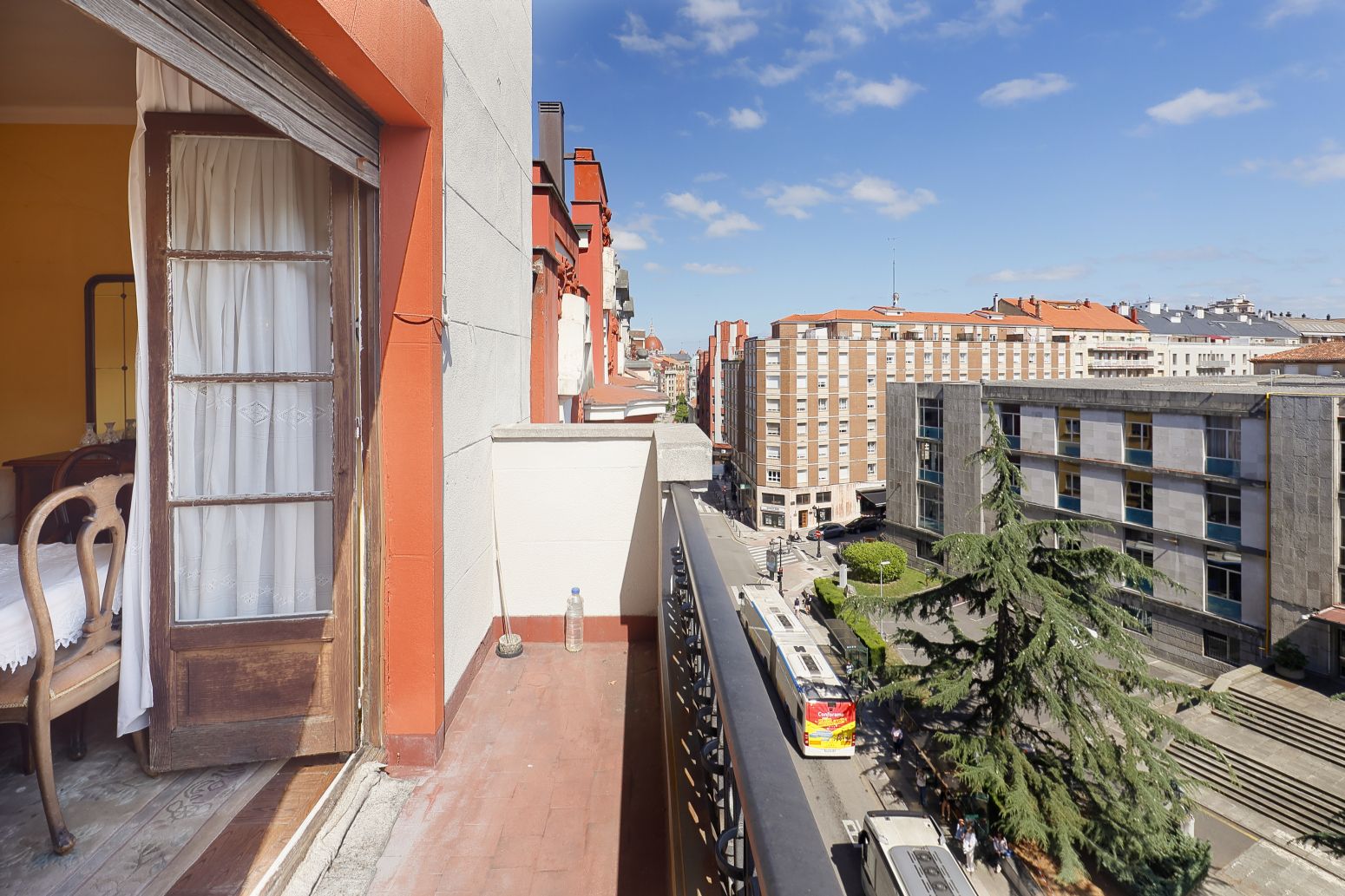 Bedroom of Flat for sale in Oviedo   with Heating, Terrace and Balcony