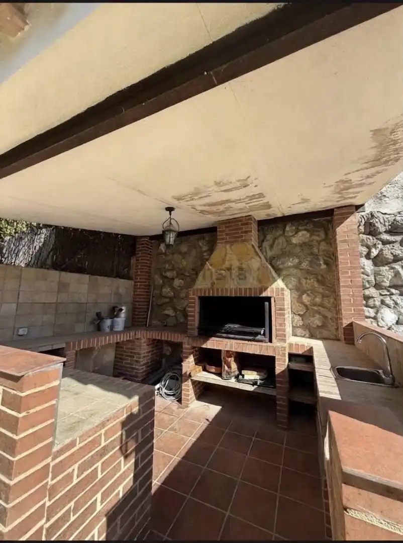 Houses for sale in Seseña  with Air Conditioner, Heating and Private garden