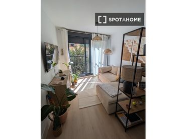 Wohnung mit Balkon zur Miete in Tetuán