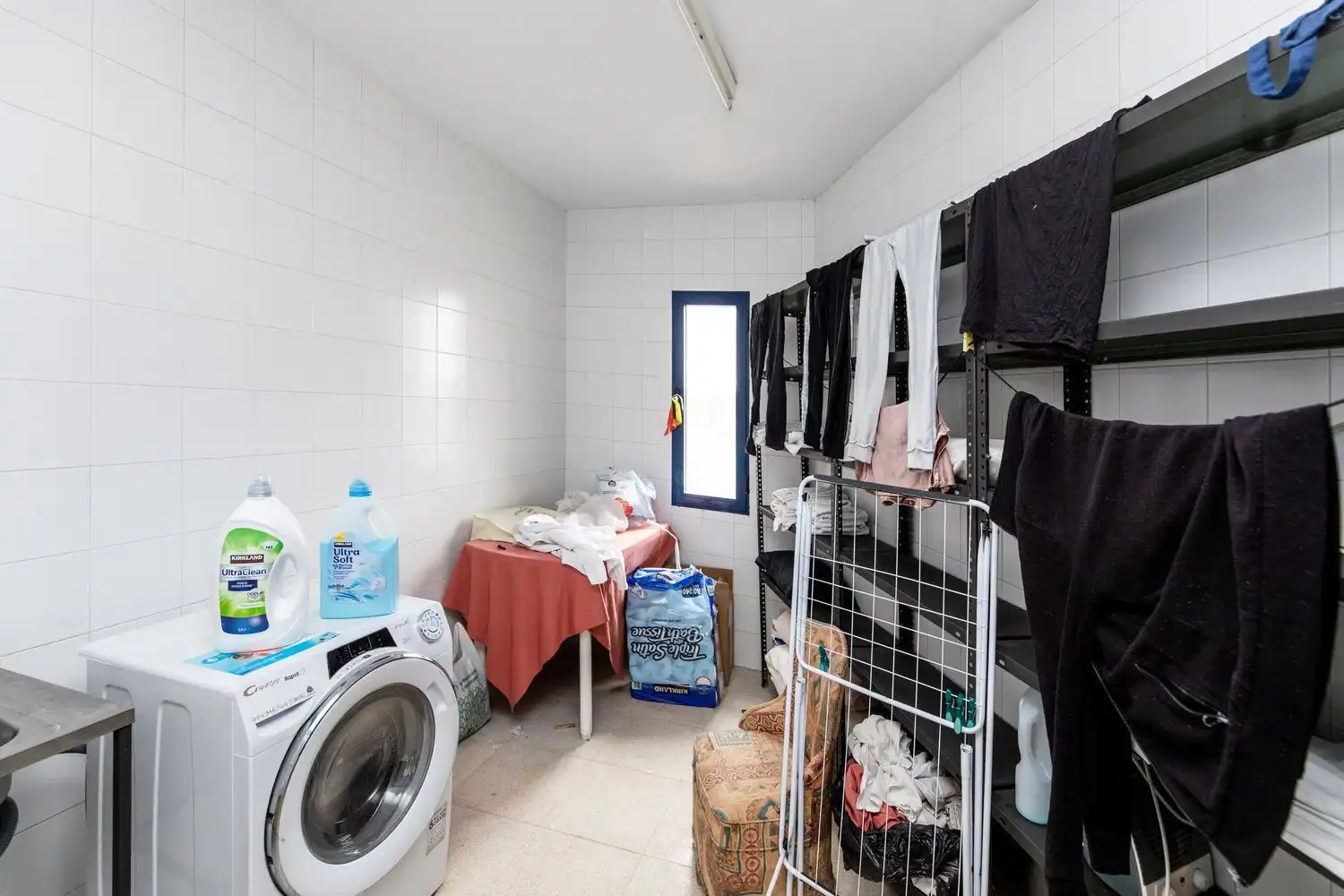 Habitación de Edificio en venta en Riocabado
