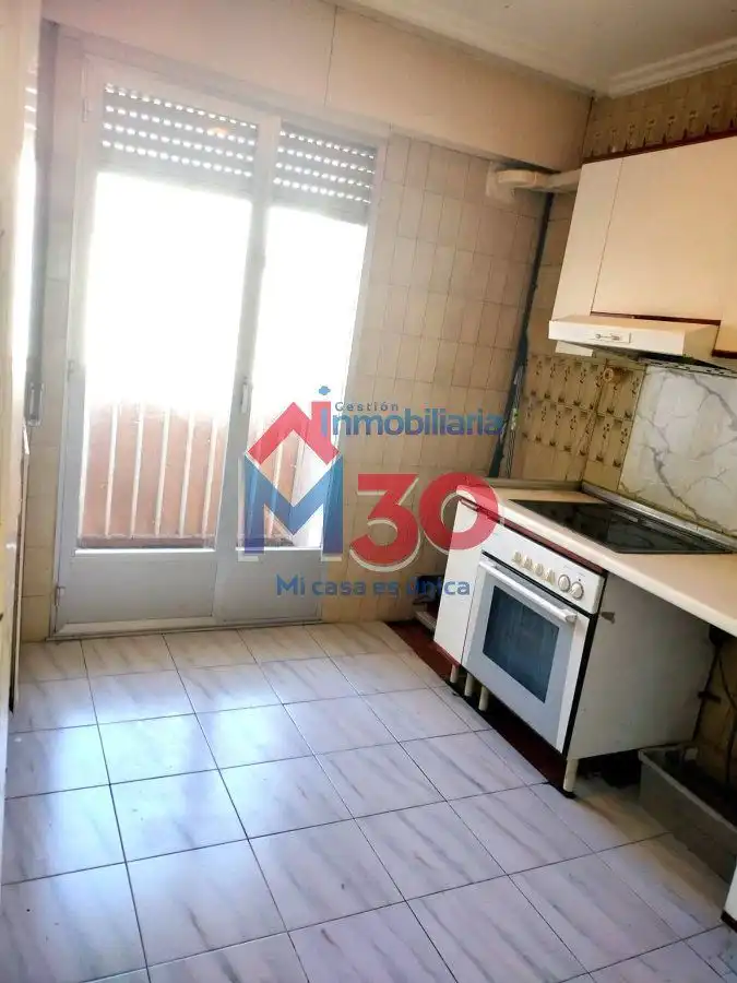 Mini appartamento con terrazza in vendita a Centro, imagen 3