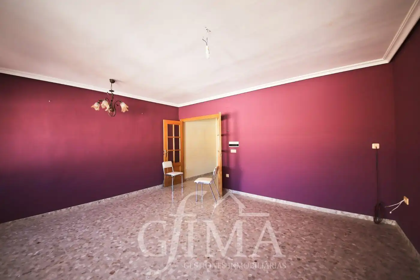 Casa adosada en venta en Tomelloso