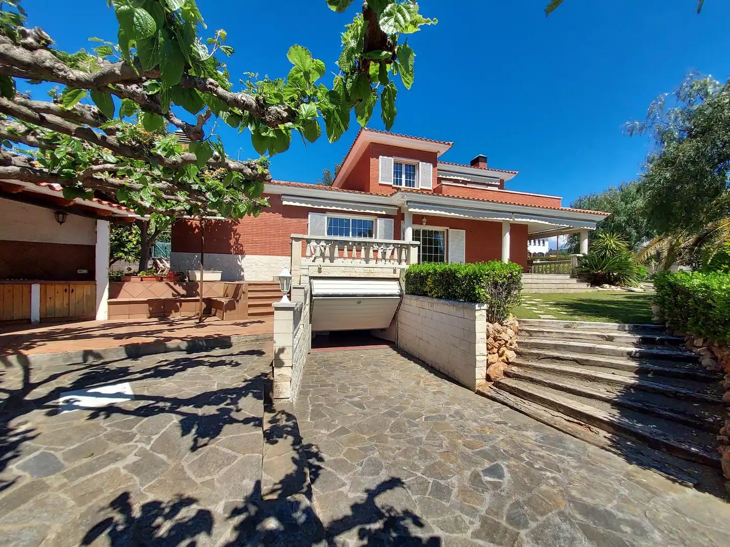 Exterior view of Houses for sale in El Vendrell  with Heating, Private garden and Terrace