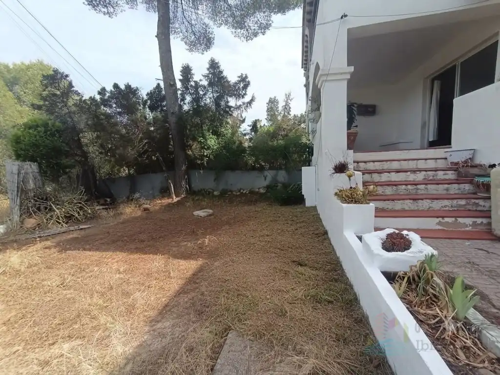 Planta baja en venta en Sant Josep de sa Talaia con Jardín privado y Terraza