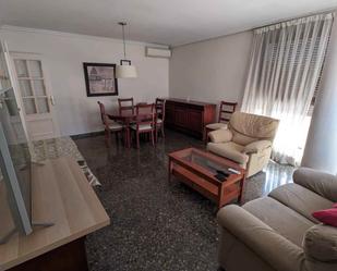 Living room of Flat for sale in  Valencia Capital  with Air Conditioner