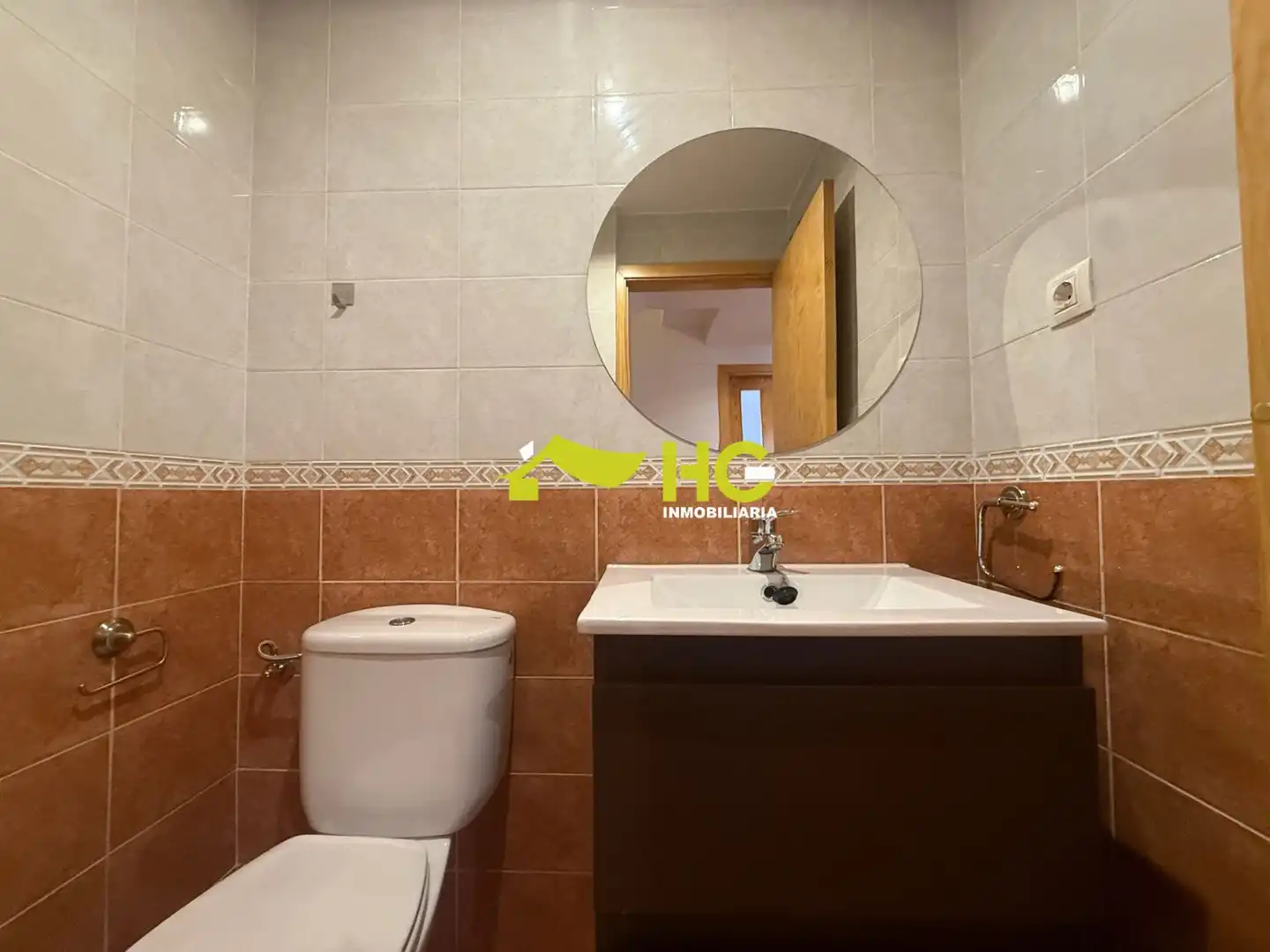 Bany de Dúplex de lloguer en Villaviciosa de Odón amb Calefacció i Moblat