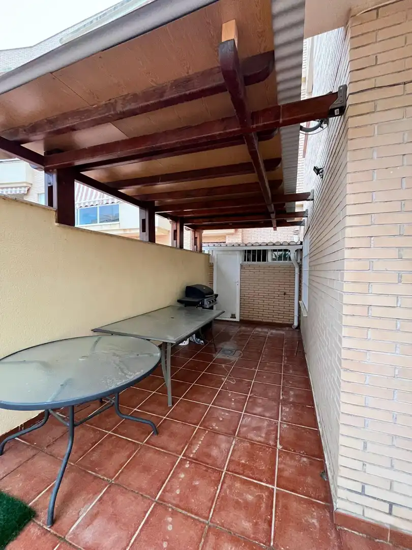 Terrasse von Erdgeschoss zum Verkauf in Águilas mit Klimaanlage, Privatgarten und Möbliert