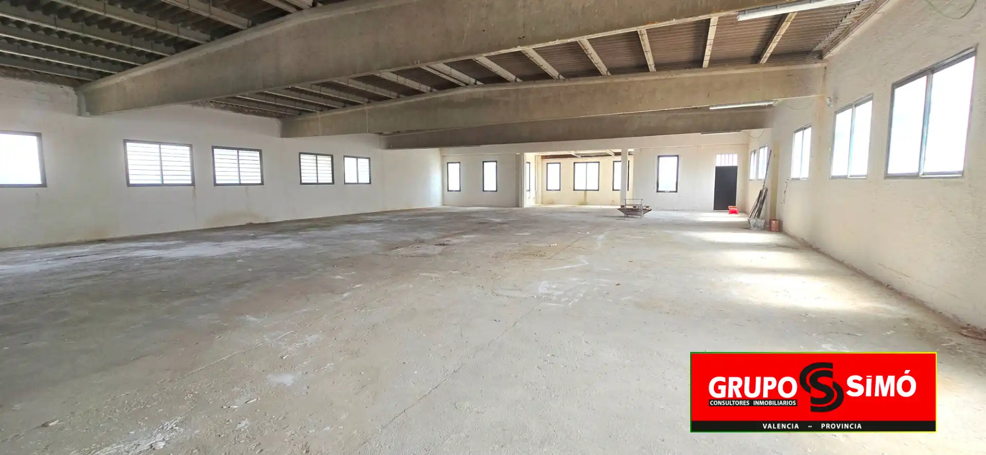 Nave industrial en venta en Picassent