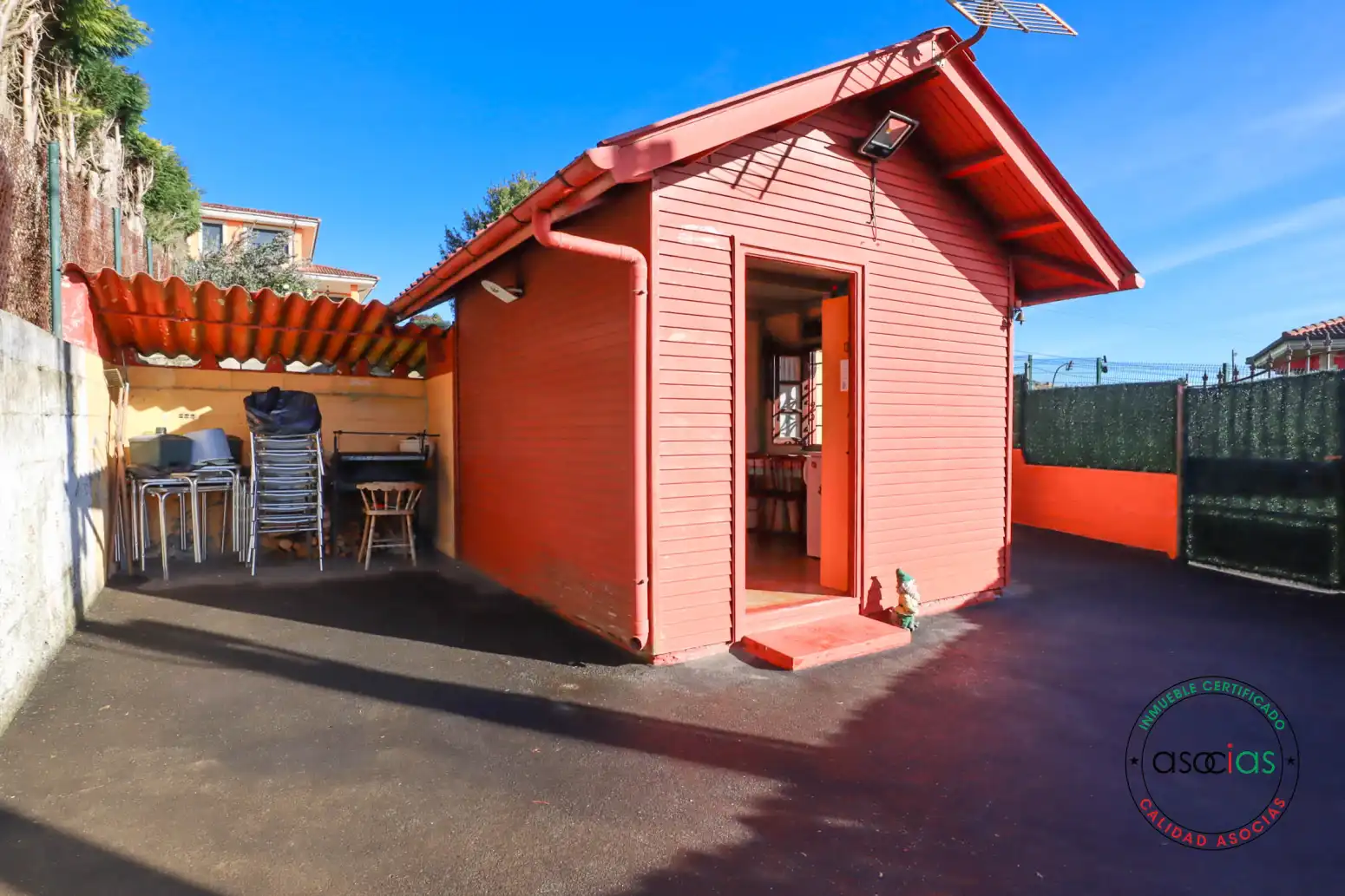 Jardín de Casa o chalet en venta en Oviedo  con Trastero