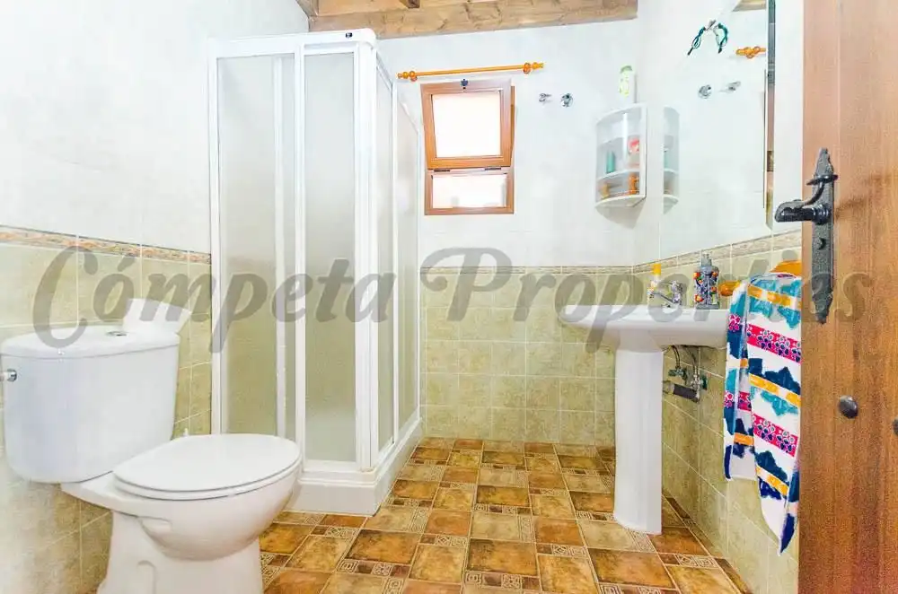 Casa amb terrassa en venda a Sayalonga, imagen 15