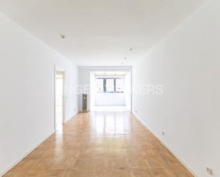 Exterior view of Apartment to rent in  Madrid Capital  with Air Conditioner, Heating and Parquet flooring