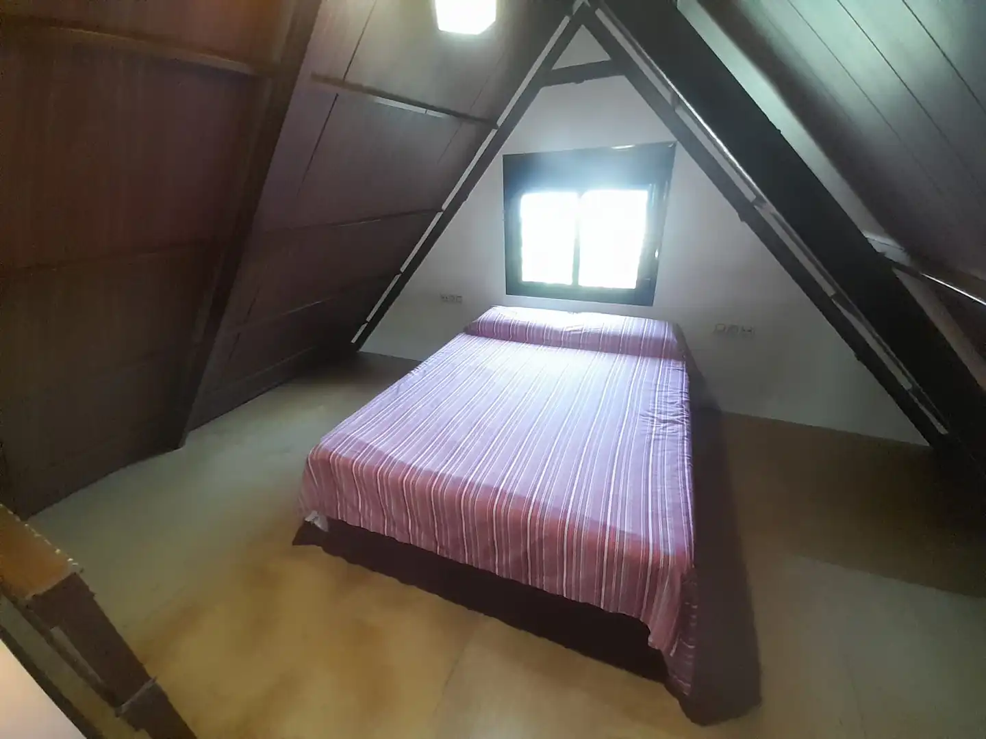 Schlafzimmer von Country house zum Verkauf in Chipiona mit Heizung