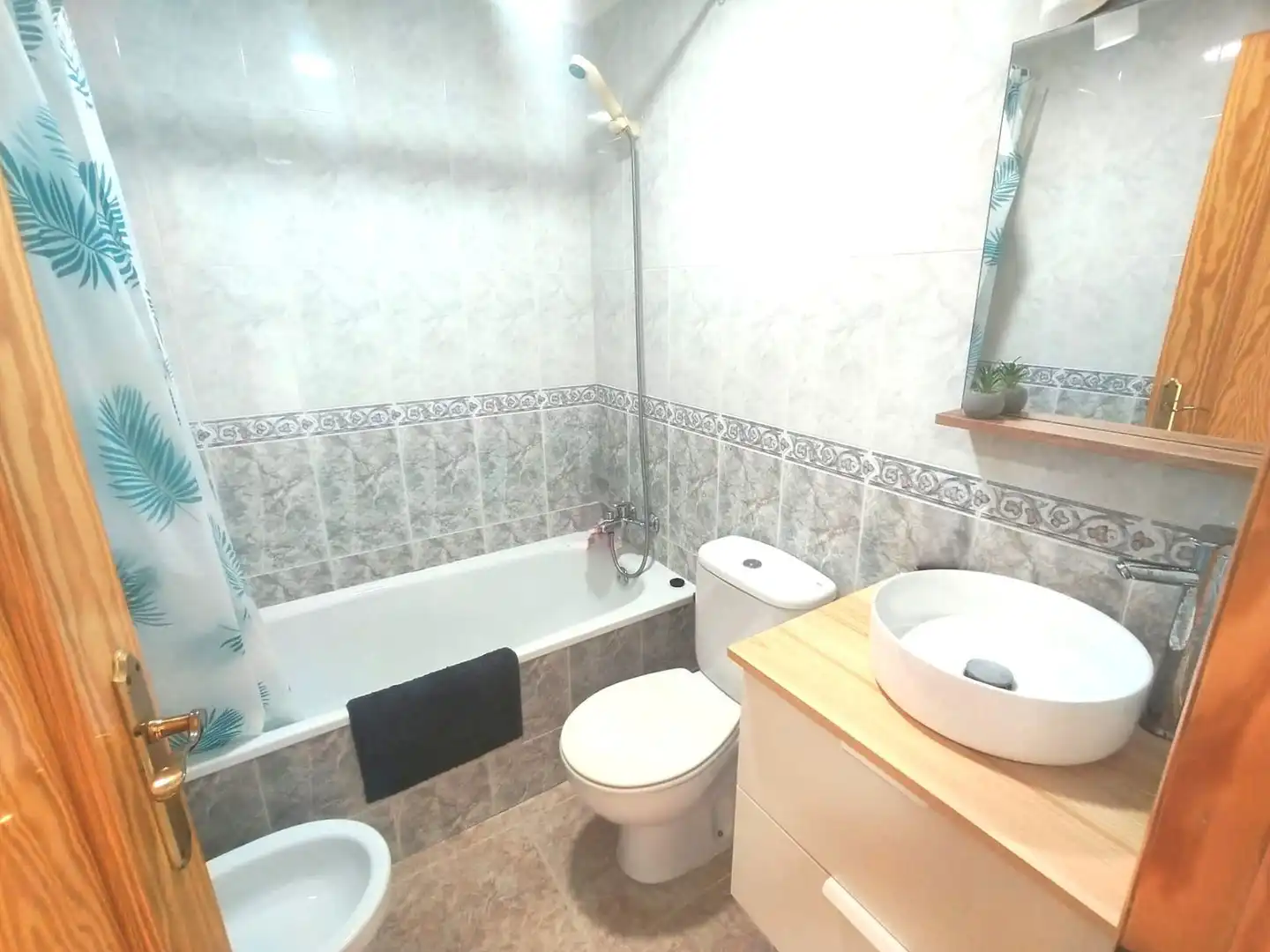 Badezimmer von Maisonette zum Verkauf in Santa Pola mit Klimaanlage, Heizung und Privatgarten