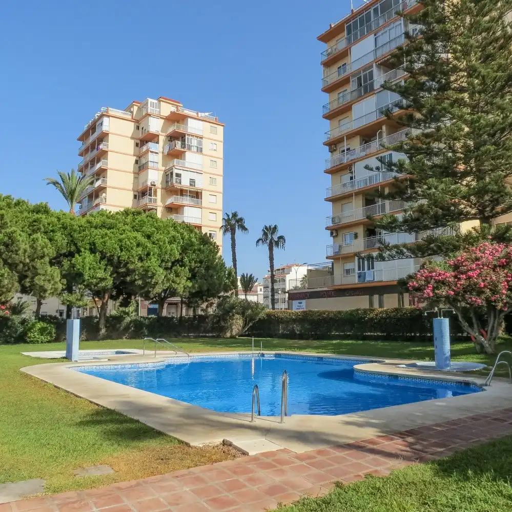 Vista exterior de Casa adosada en venta en Torrox con Aire acondicionado, Calefacción y Terraza