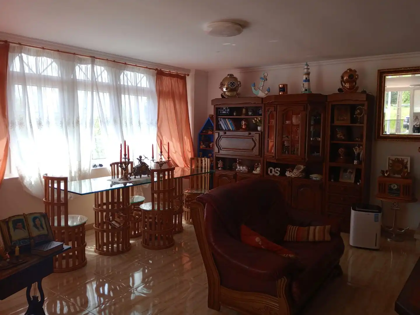 Sala d'estar de Casa o xalet en venda en Fisterra amb Calefacció, Terrassa i Traster
