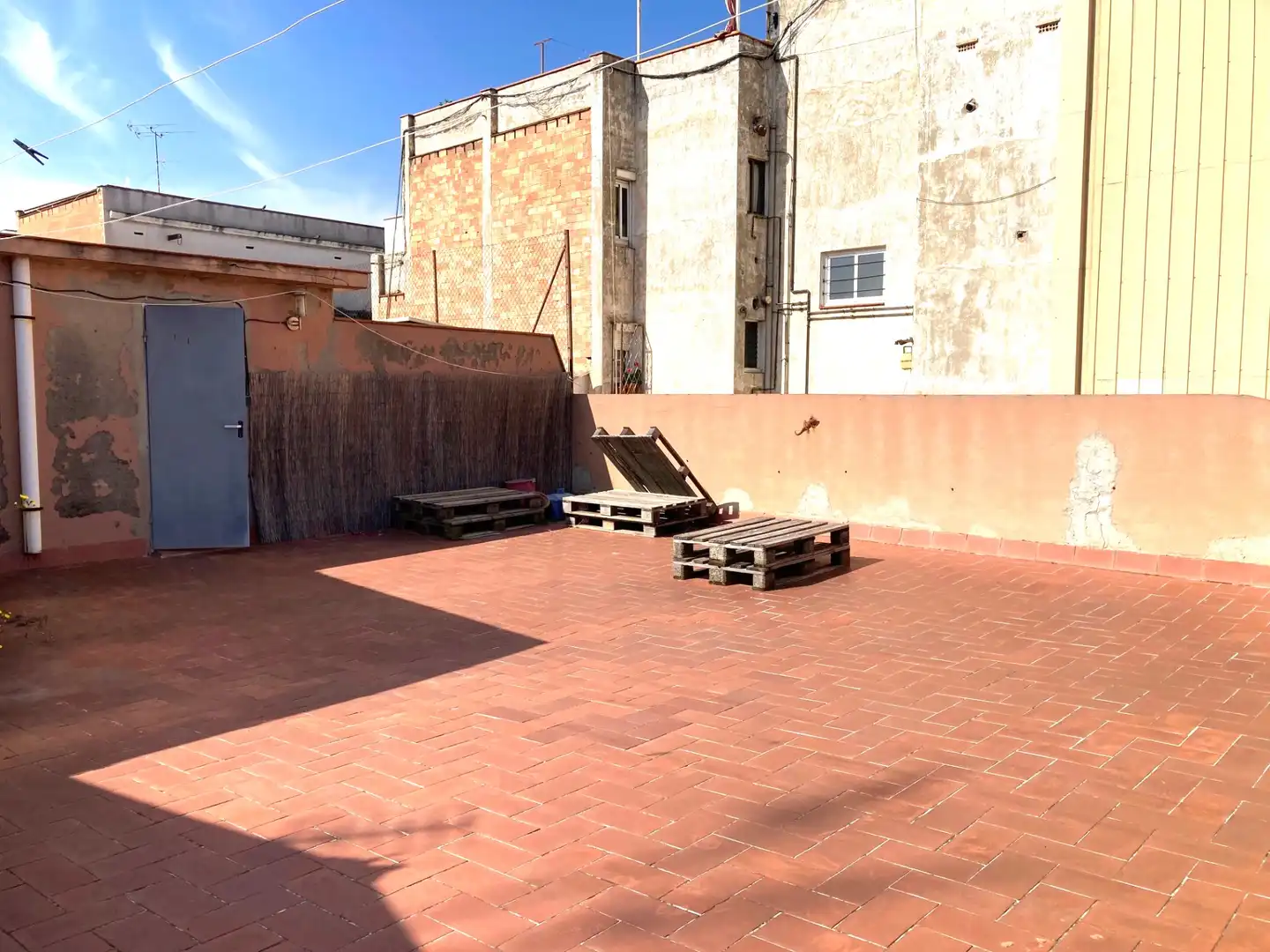 Terraza de Ático en venta en L'Hospitalet de Llobregat con Aire acondicionado, Calefacción y Terraza