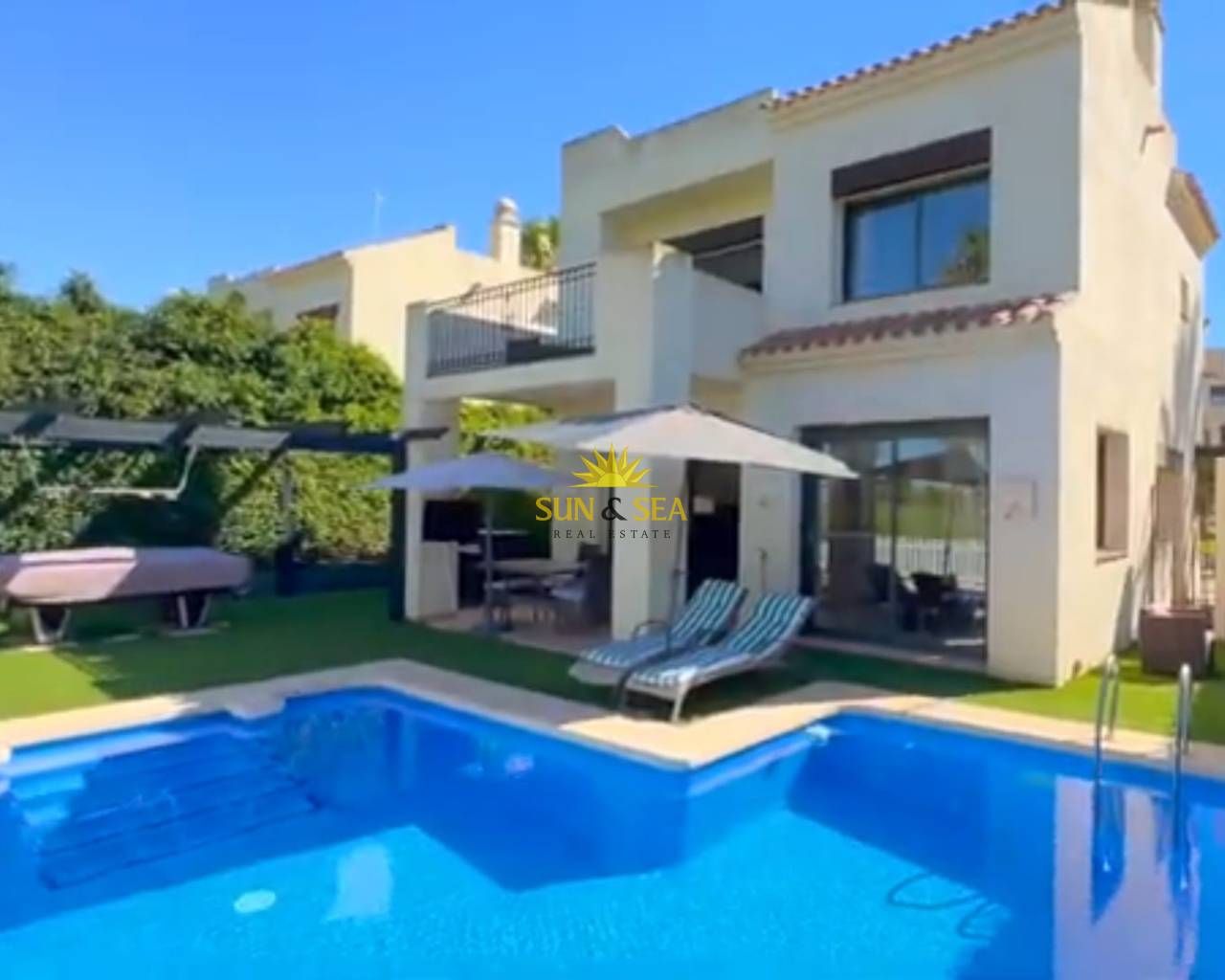 Vista exterior de Casa o xalet de lloguer en San Javier amb Aire condicionat, Calefacció i Jardí privat