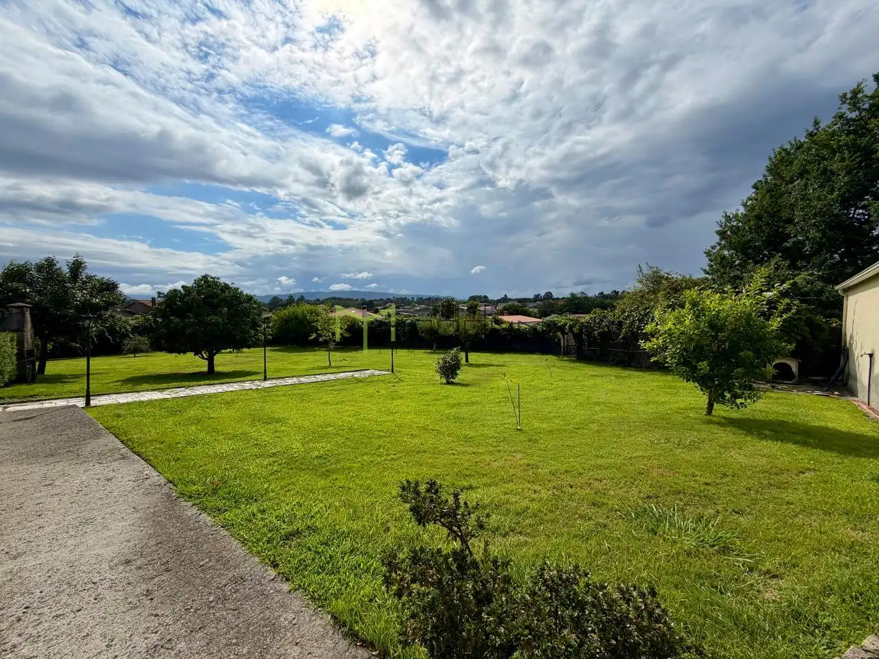 Casa o xalet en venda en Teo amb Calefacció, Jardí privat i Terrassa