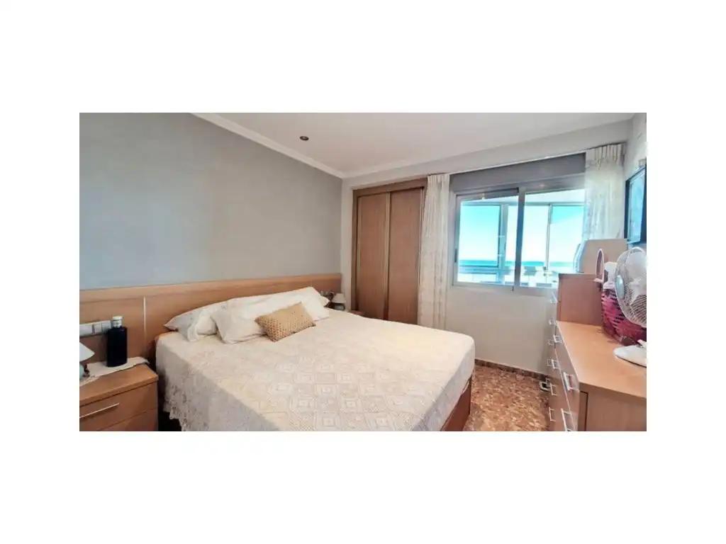 Apartamento en venta en El Perellonet