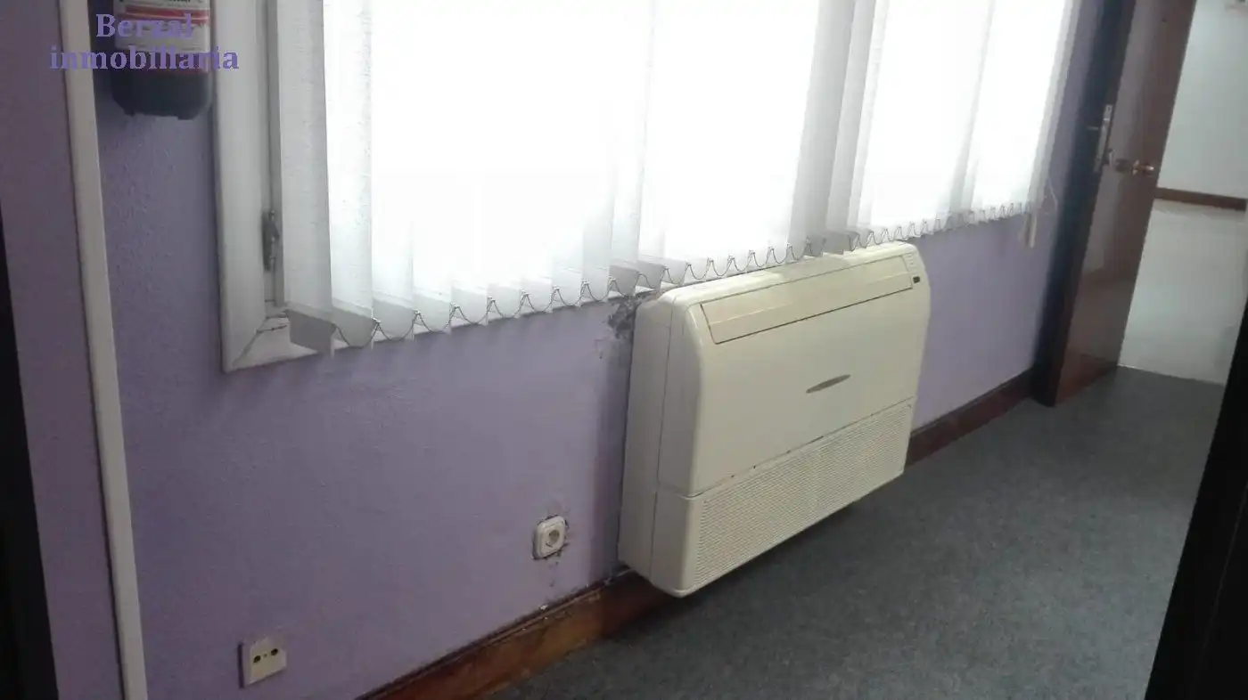 Oficina en venta en  Logroño con Calefacción