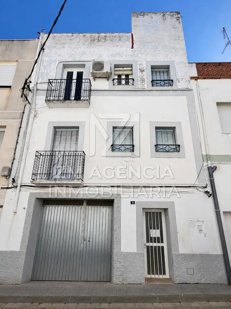 Exterior view of Country homes for sale in Alcanar  with Terrace