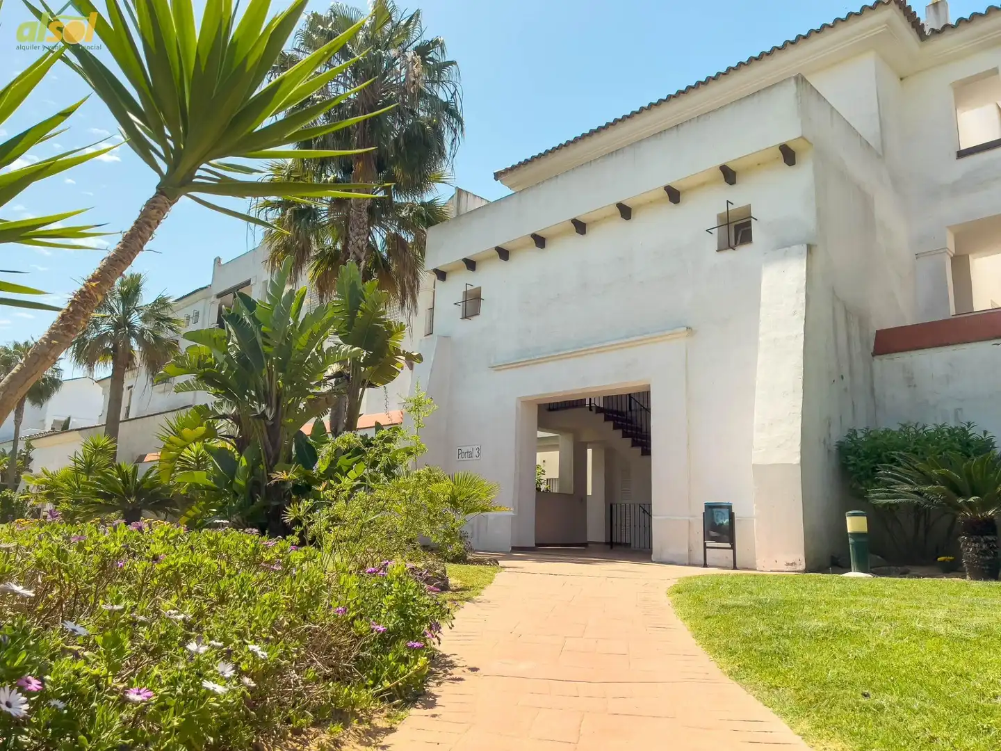 Exterior view of Attic for sale in Rota  with Air Conditioner, Terrace and Storage room