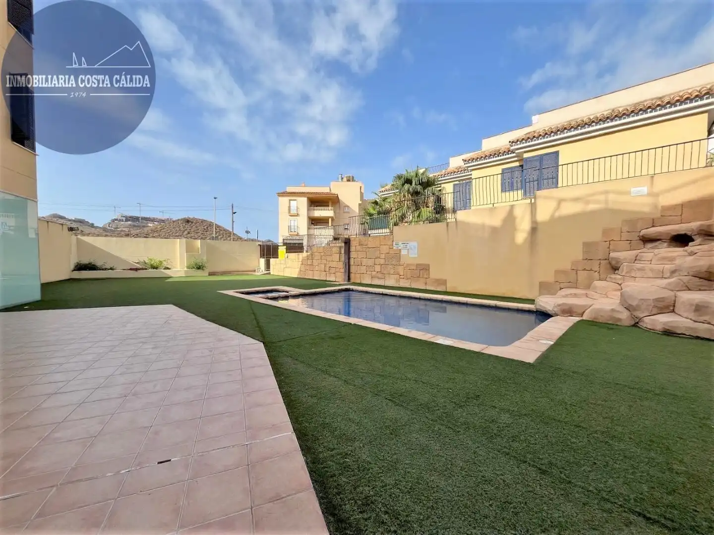 Apartament amb terrassa en venda a Calle Urb Geranios 2, imagen 2