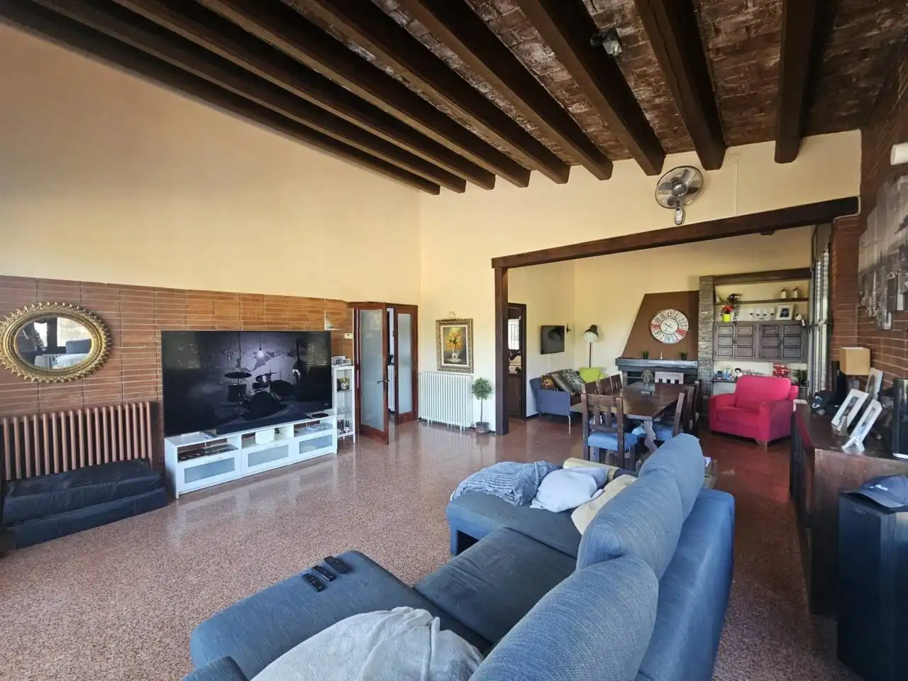Sala de estar de Casa o chalet en venta en Matadepera con Calefacción, Parquet y Terraza