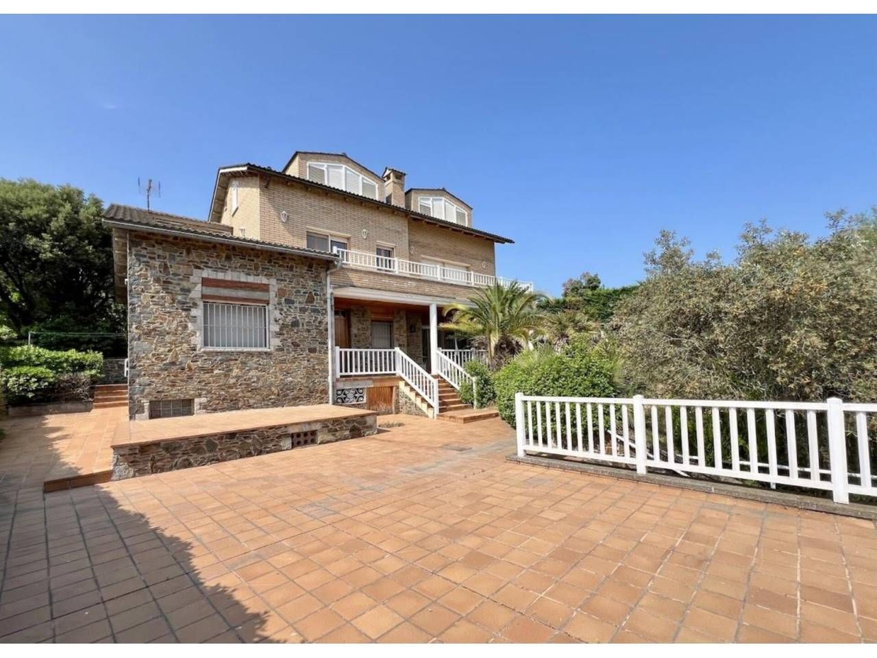 Jardí de Casa o xalet en venda en Castellnou de Bages amb Calefacció, Jardí privat i Terrassa