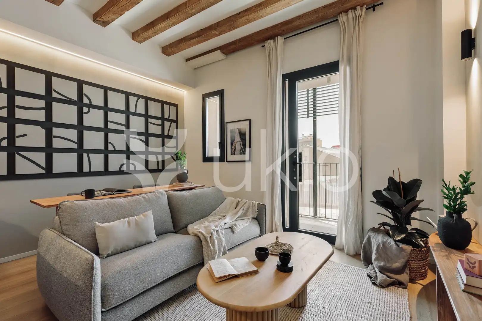 Sala de estar de Apartamento de alquiler en Barcelona con Aire acondicionado, Calefacción y Amueblado