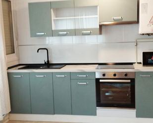 Cuina de Apartament de lloguer en Medina de Pomar amb Calefacció, Jardí privat i Moblat