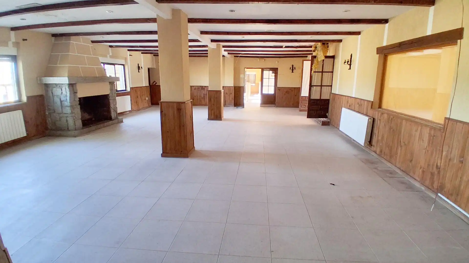 Commercial properties for sale in Vecinos