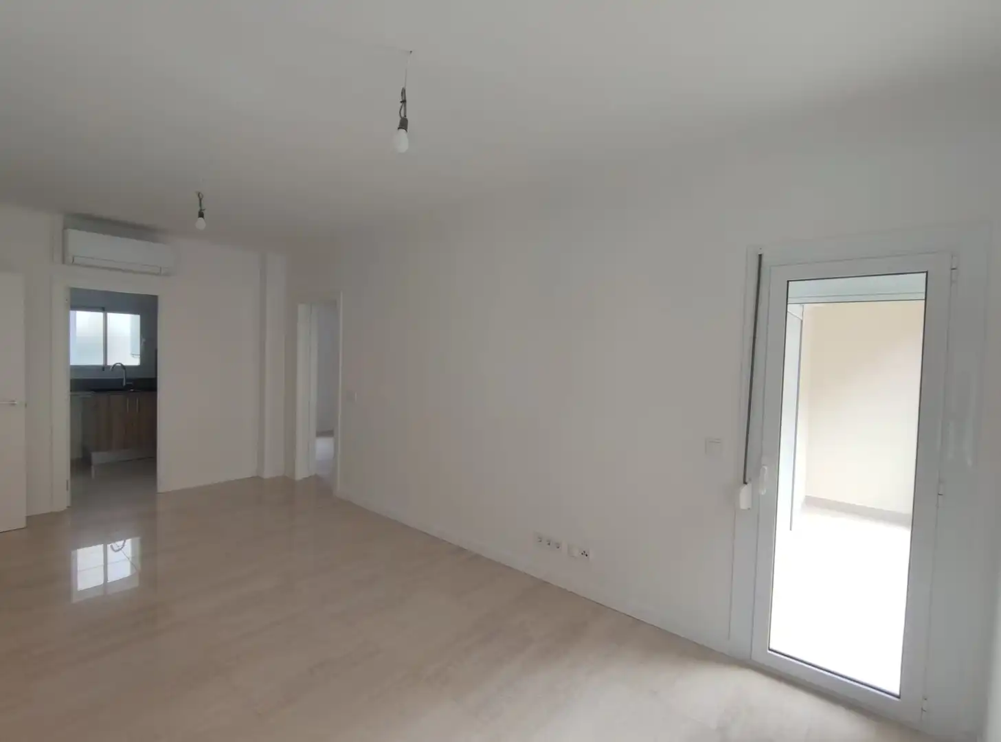 Sala d'estar de Pis de lloguer en Manresa amb Aire condicionat, Calefacció i Forn