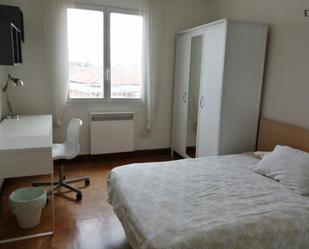 Dormitori de Apartament per a compartir en  Pamplona / Iruña