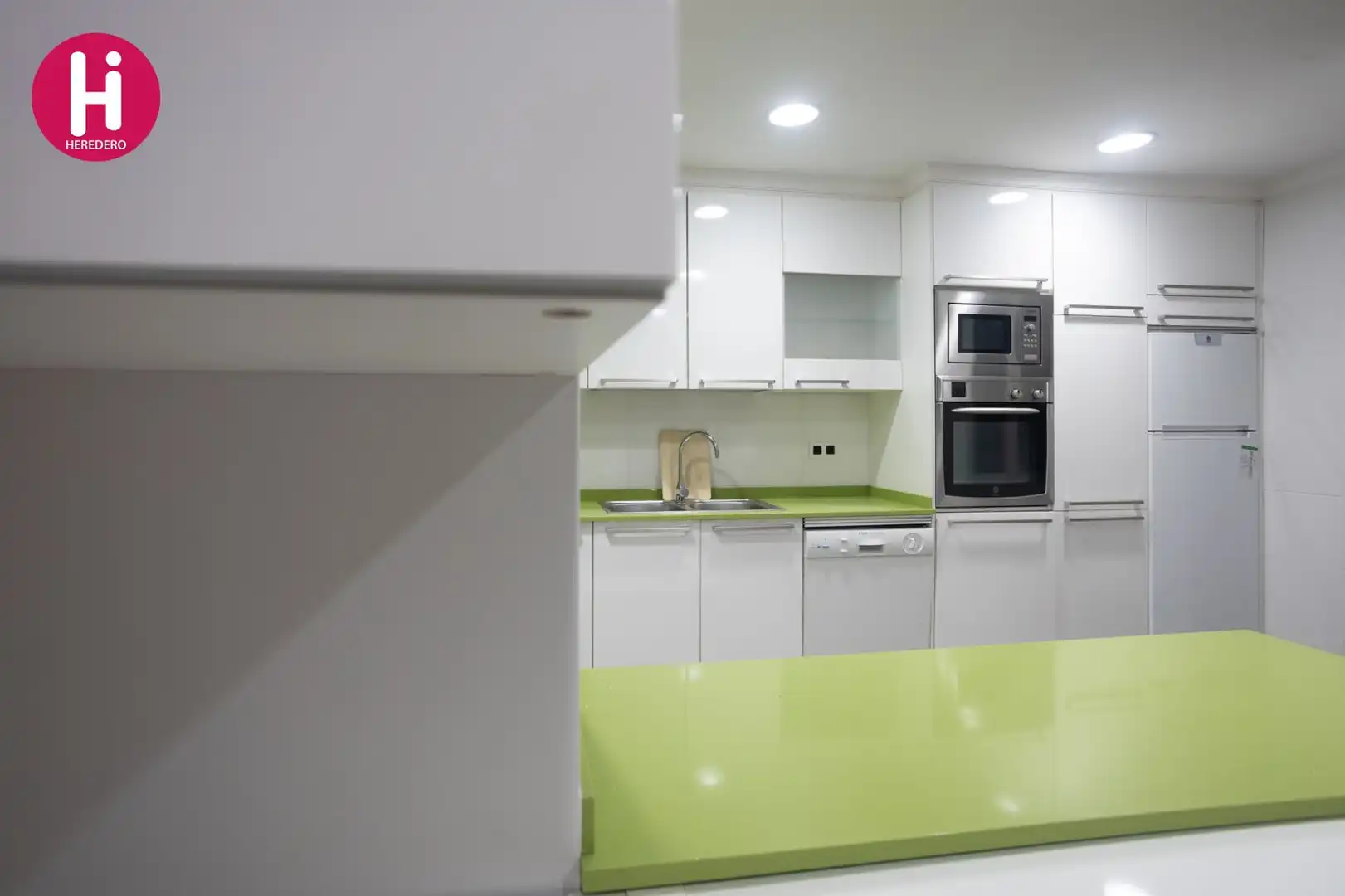 Küche von Wohnung zum Verkauf in Vigo  mit Heizung und Abstellraum