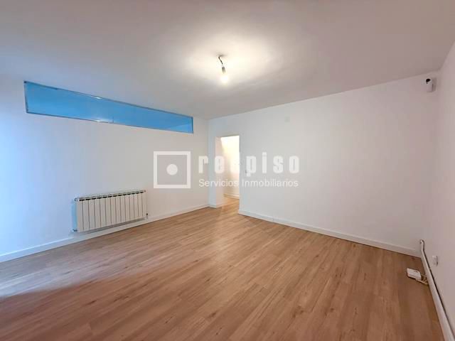 Bedroom of Flat for sale in  Madrid Capital  with Heating