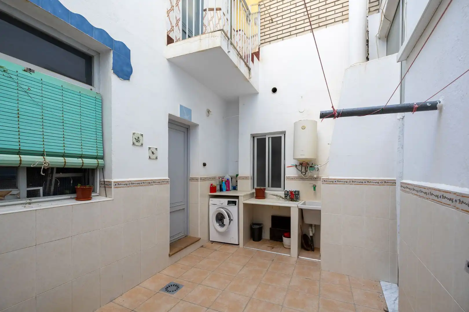 Vista exterior de Casa adosada en venta en Motril con Aire acondicionado, Calefacción y Terraza