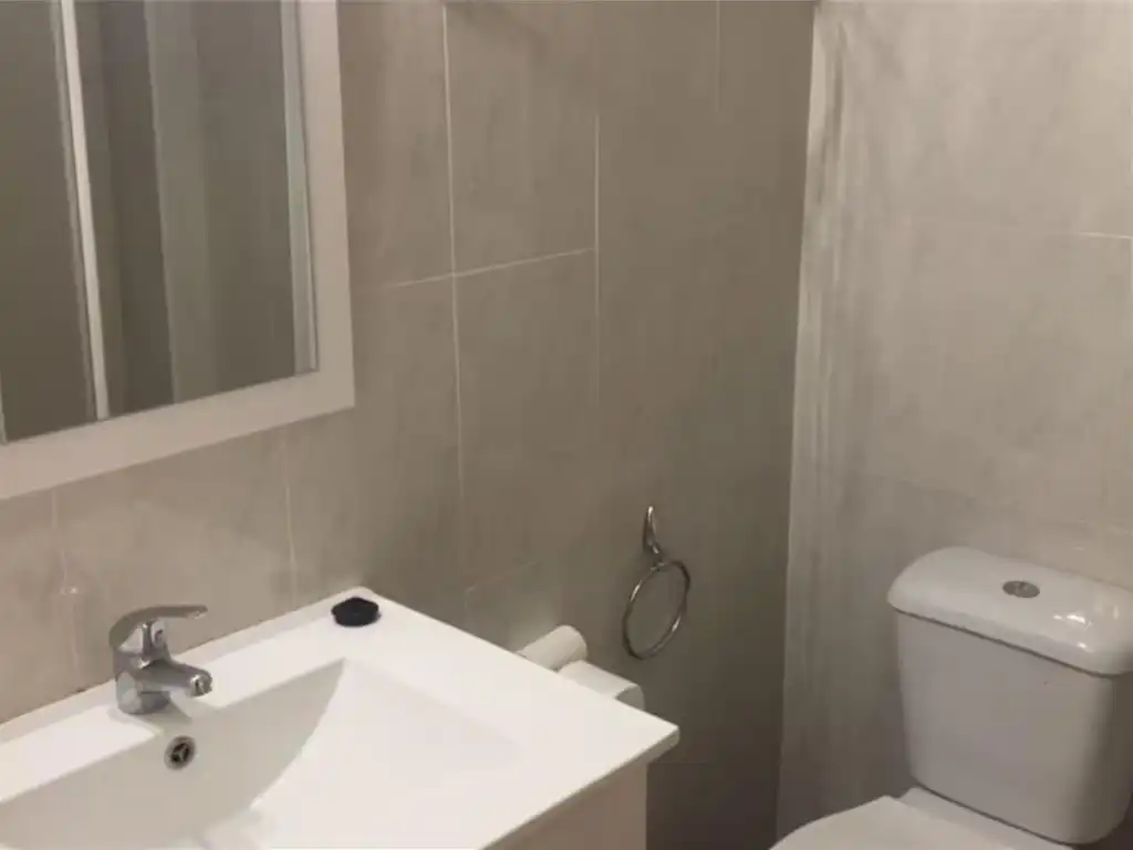 Badezimmer von Wohnung zur Miete in Granada mit Heizung